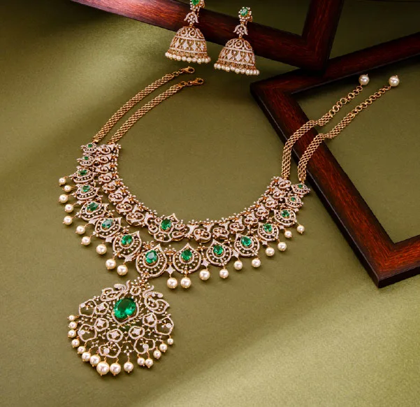 Home 14 Regal Romance